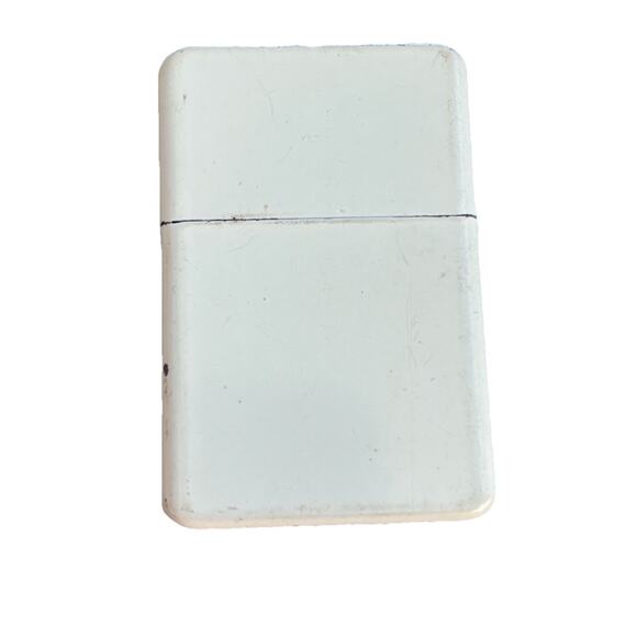 Under The Influence of Music Tour Wiz Khalifa Mac Miller Lighter VIP Gift - Picture 2 of 3